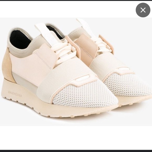 Balenciaga Tan/Cream Race Runner Trainers 39 - Picture 1 of 9